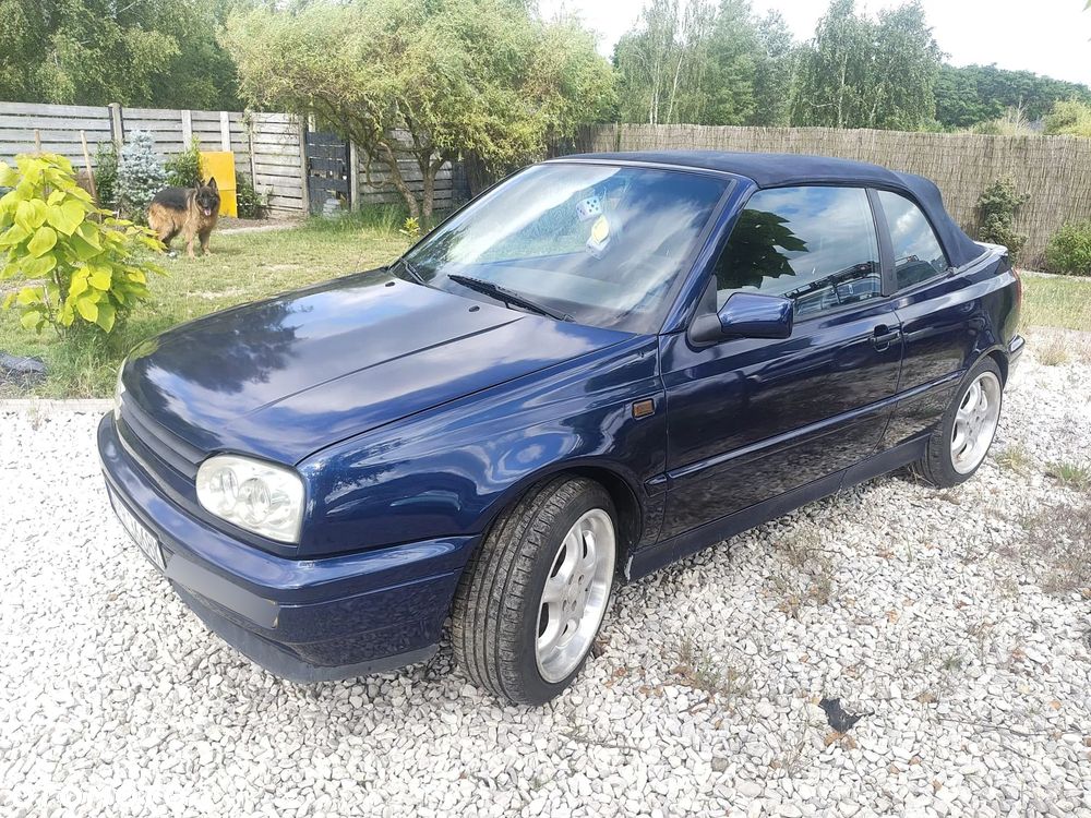 Volkswagen Golf - 3