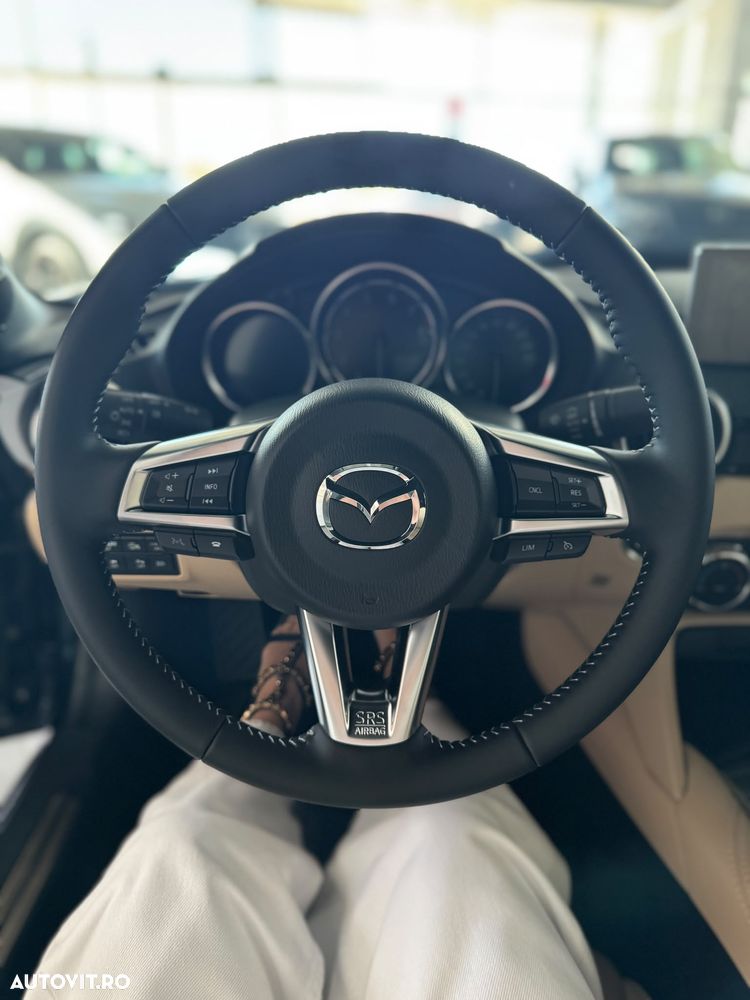 Mazda MX-5 SKYACTIV G132 Kazari - 12