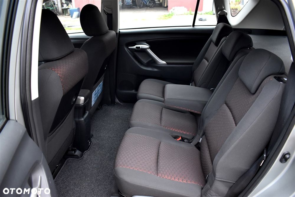 Toyota Verso 1.8 Multidrive Edition - 12