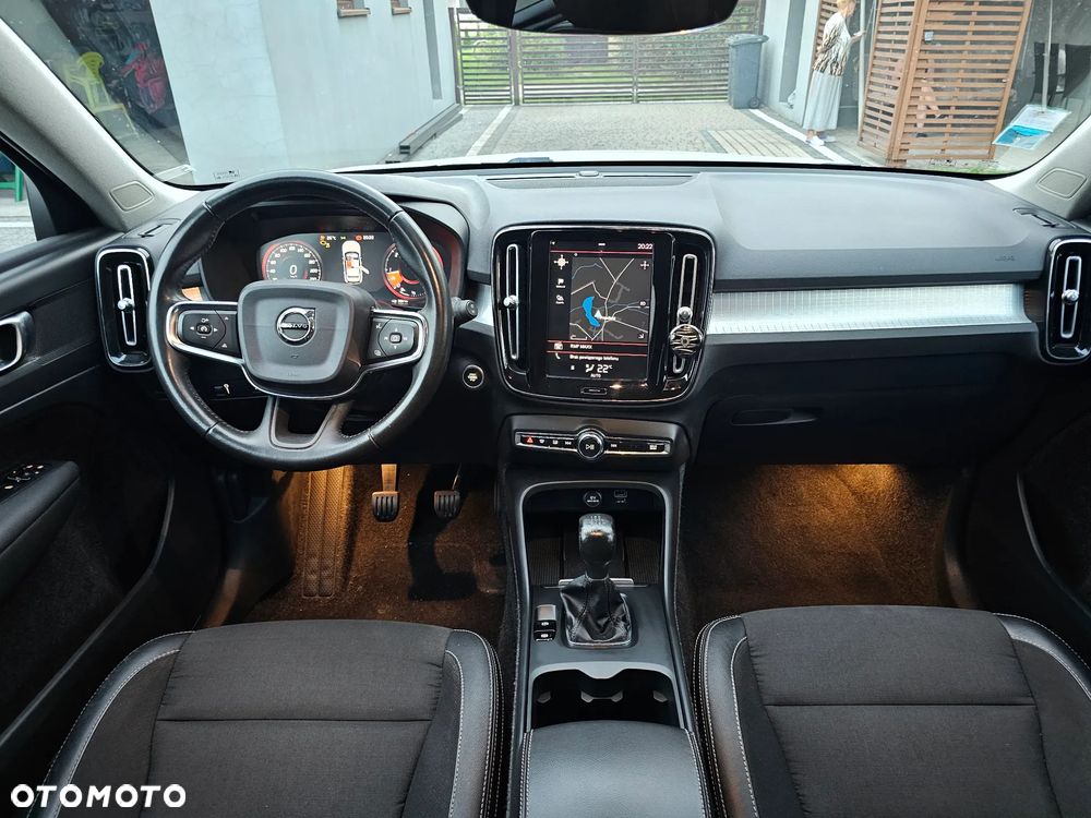 Volvo XC 40 - 12