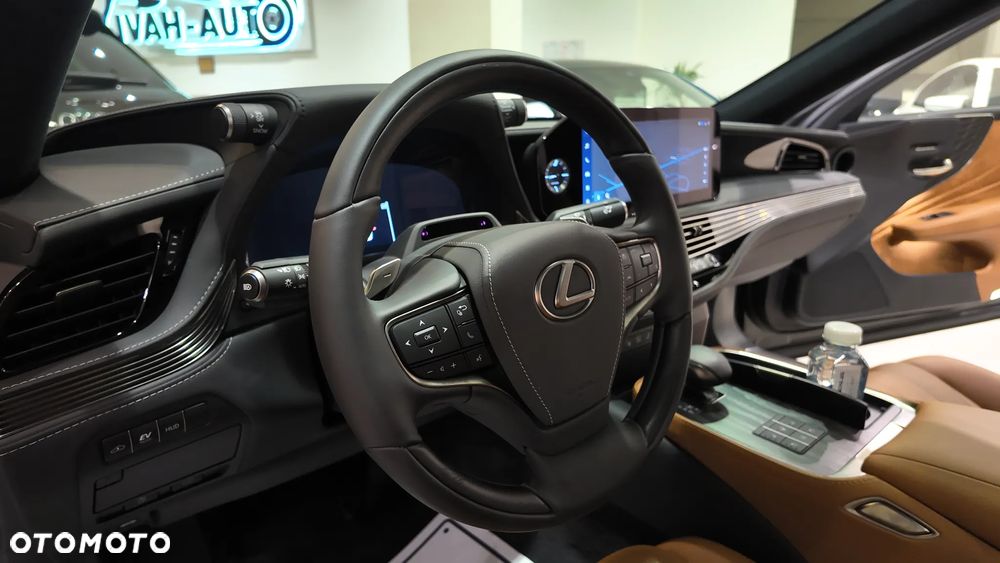 Lexus LS 500h Omotenashi AWD - 21