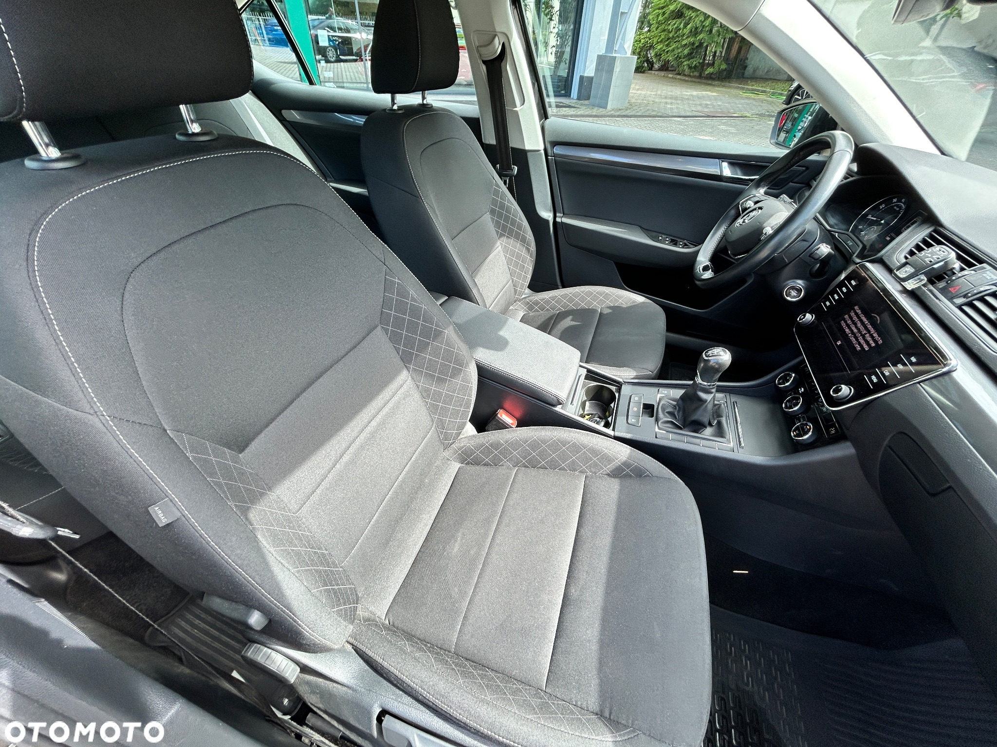 Skoda Superb 1.5 TSI ACT Active - 19