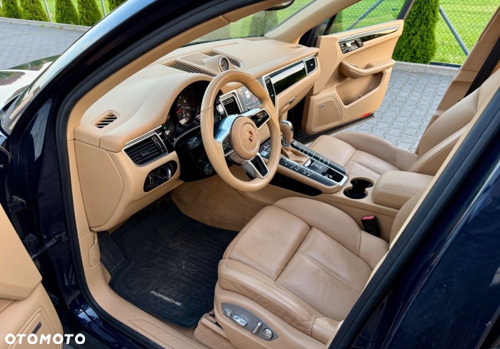 Porsche Macan - 18