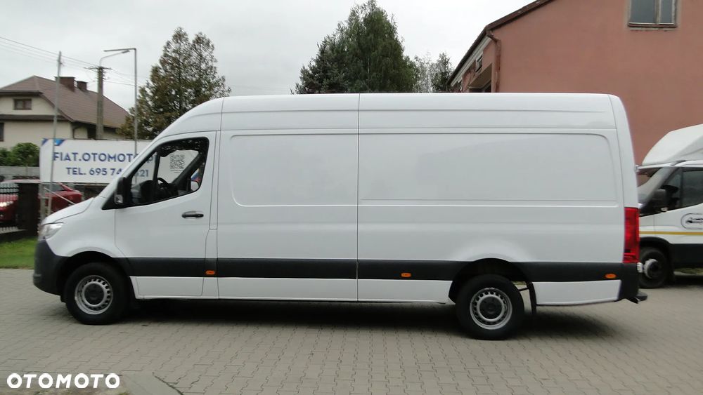 Mercedes-Benz SPRINTER - 8