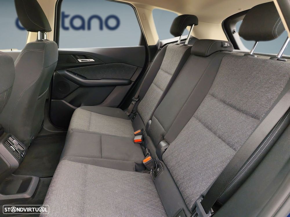 BMW 225xe Active Tourer - 14