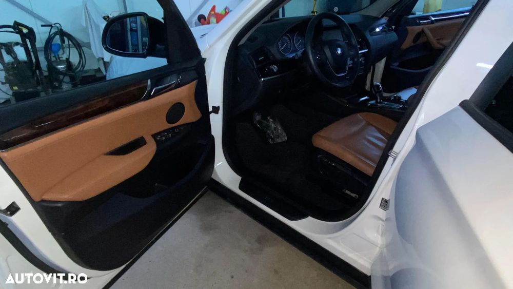 BMW X3 xDrive28i Aut. Advantage - 10