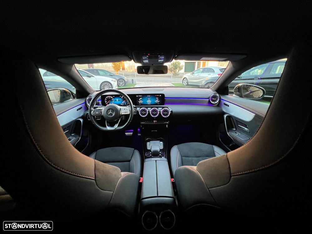 Mercedes-Benz CLA 180 d Shooting Brake AMG Line Aut. - 13