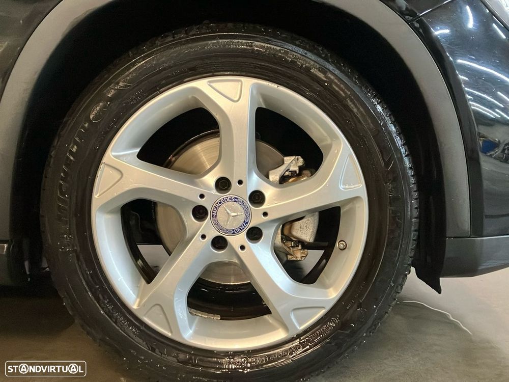Mercedes-Benz GLA 180 - 22