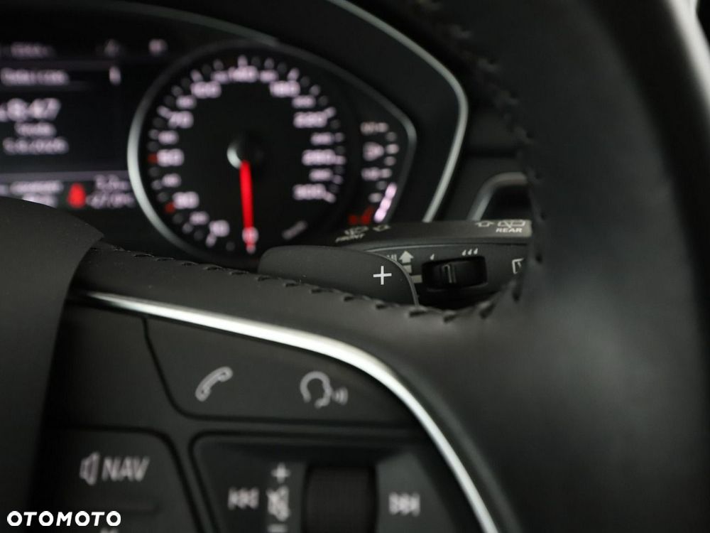 Audi A4 Avant 40 TDI S tronic quattro design - 35