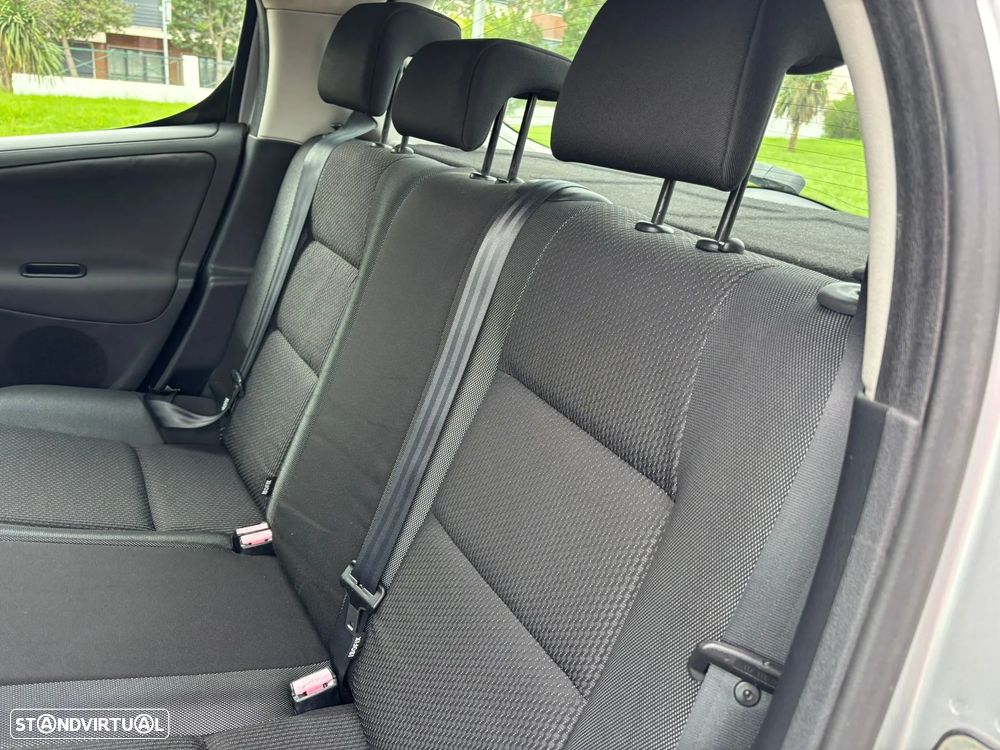 Peugeot 207 1.4 HDi Sport - 32