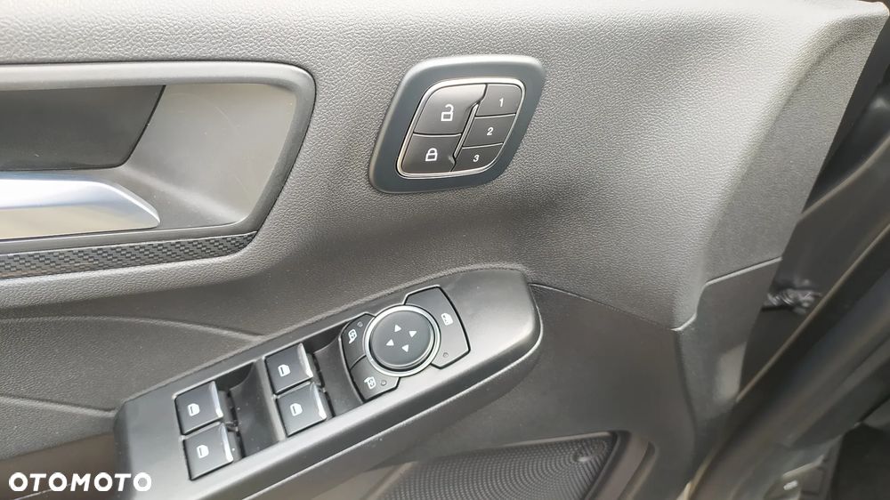 Ford Escape 2.0 EcoBoost AWD Titanium - 29