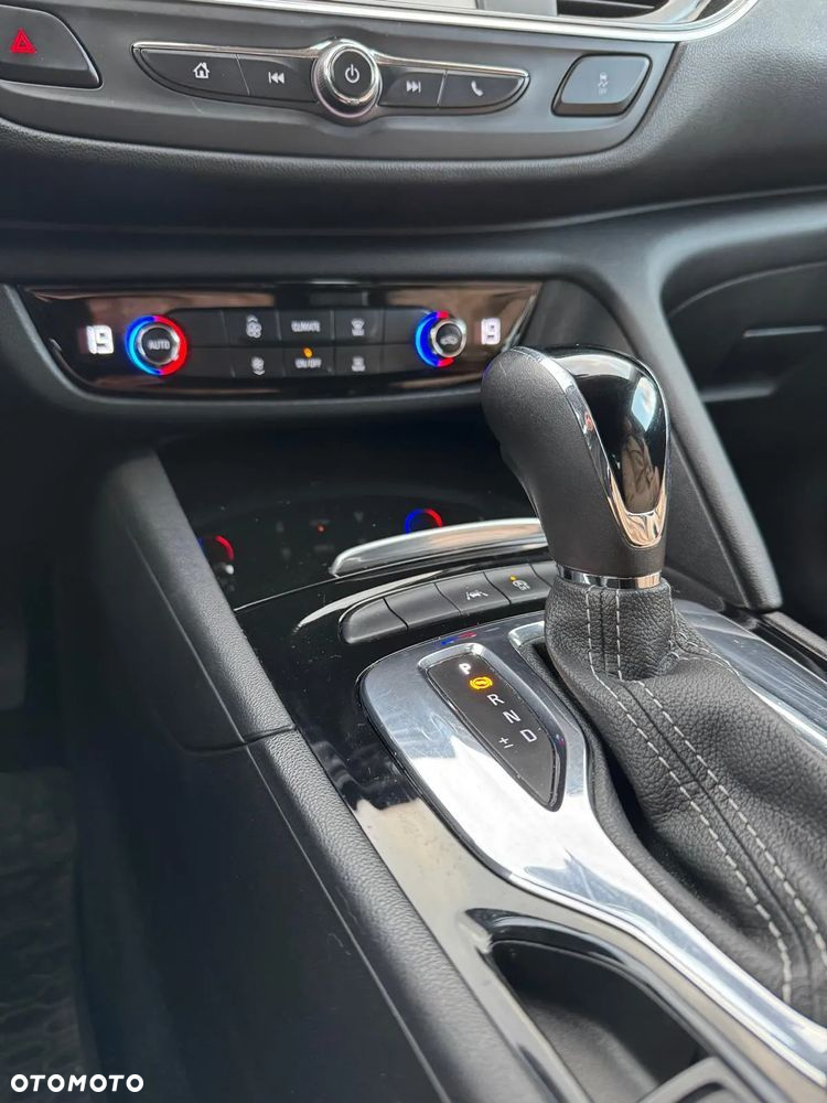 Opel Insignia 1.6 CDTI - 15