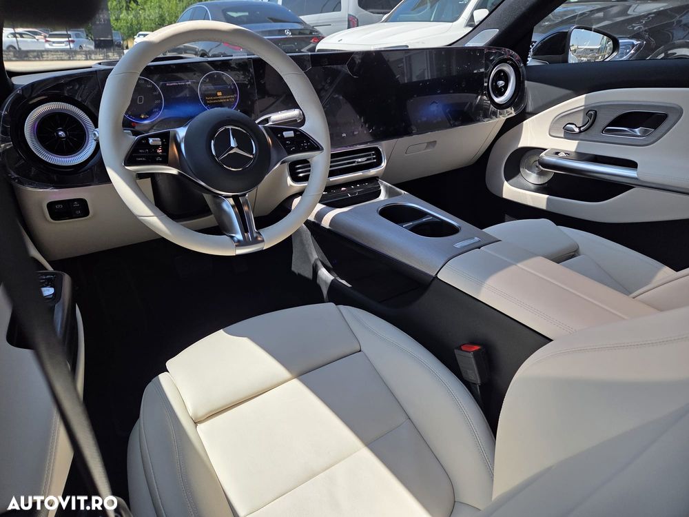 Mercedes-Benz CLA 200 MHEV - 20