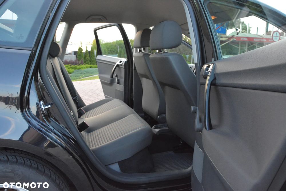 Volkswagen Polo 1.4 16V Trendline - 19