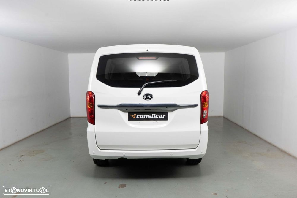 BYD ETP3 44 kWh Confort C/IVA Dedutível - 6