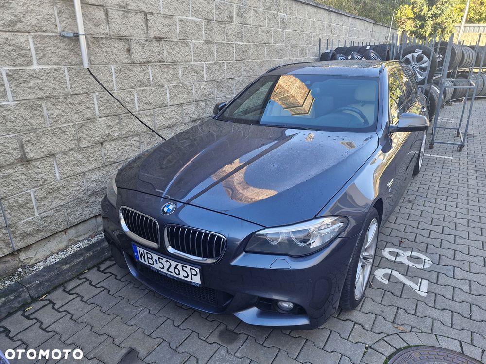 BMW Seria 5 525d Touring Sport-Aut - 6