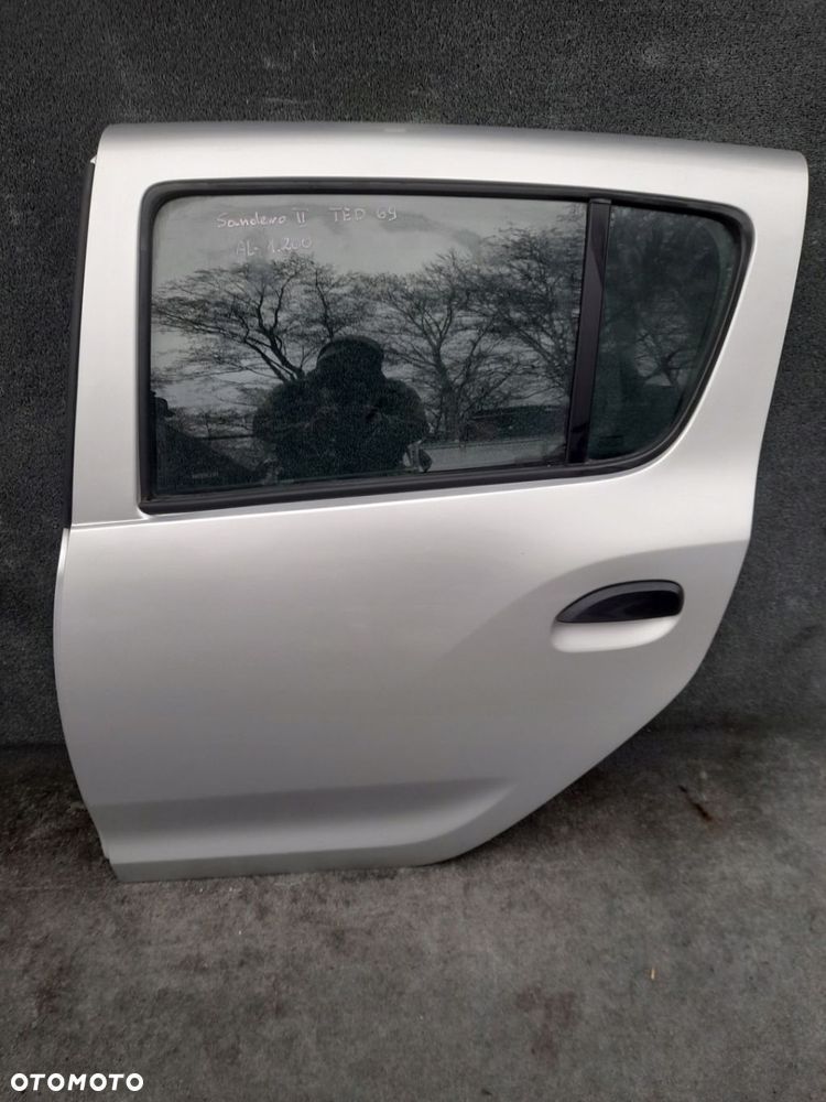 Drzwi tylne prawe/lewe Dacia Sandero II lakier -TED69 - 2