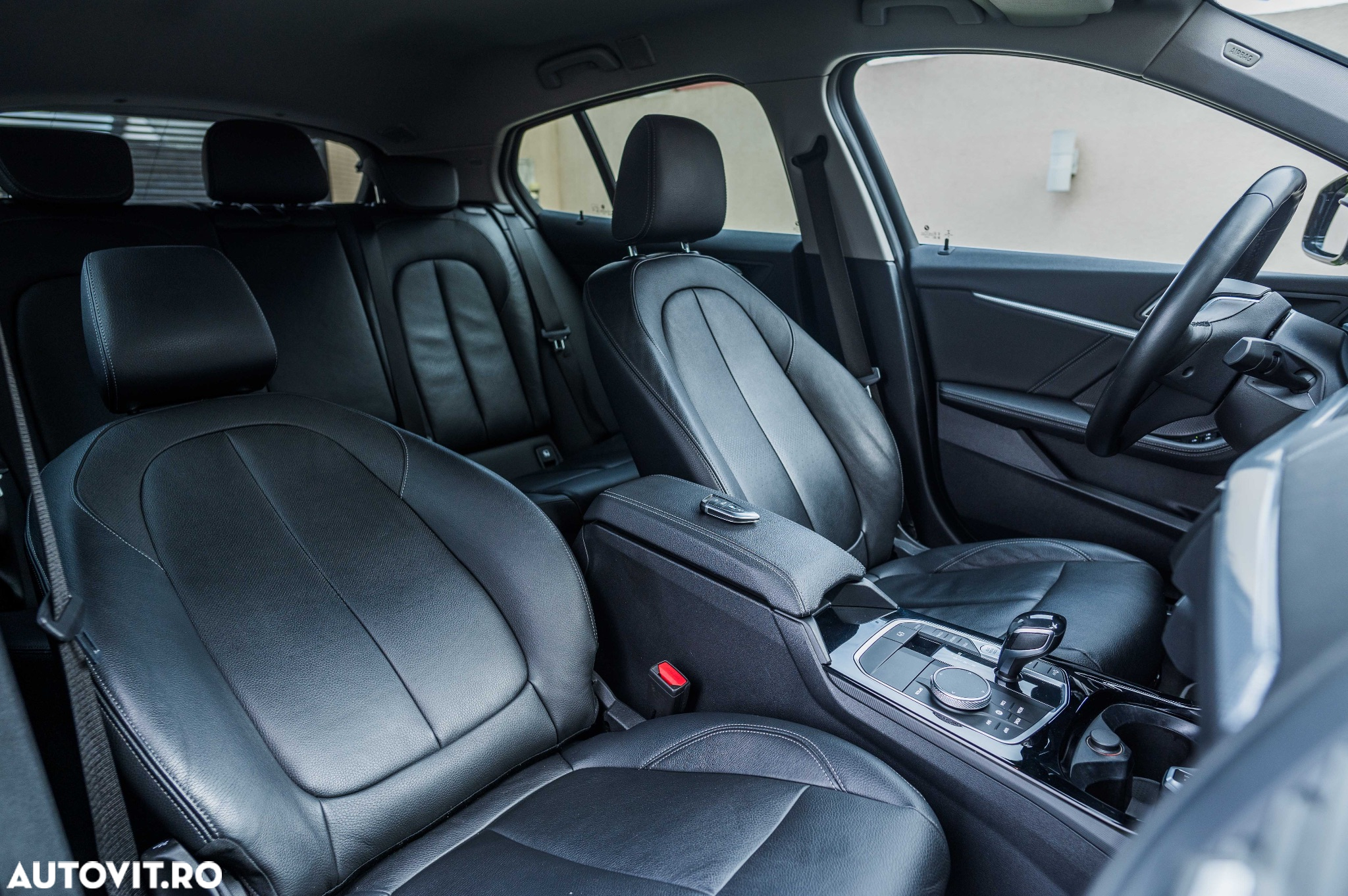 BMW Seria 1 118i Aut. Luxury Line - 24