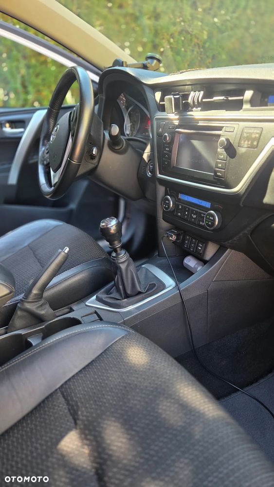 Toyota Auris 1.6 Active - 13