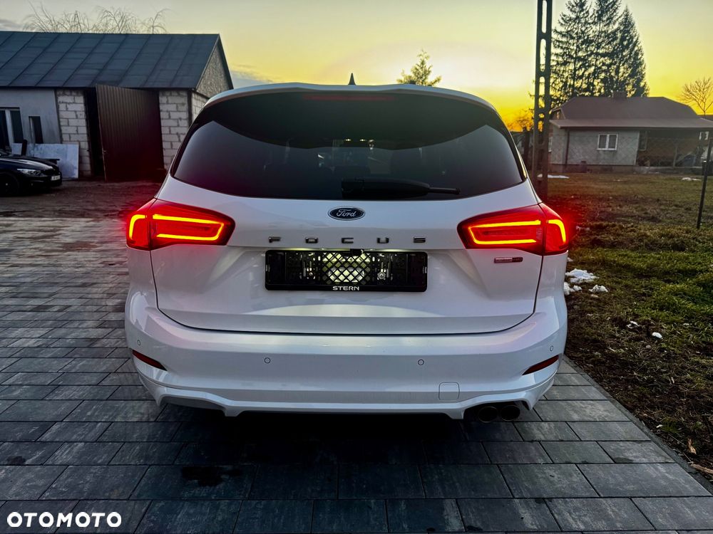Ford Focus 1.0 EcoBoost Hybrid ST-LINE STYLE - 8