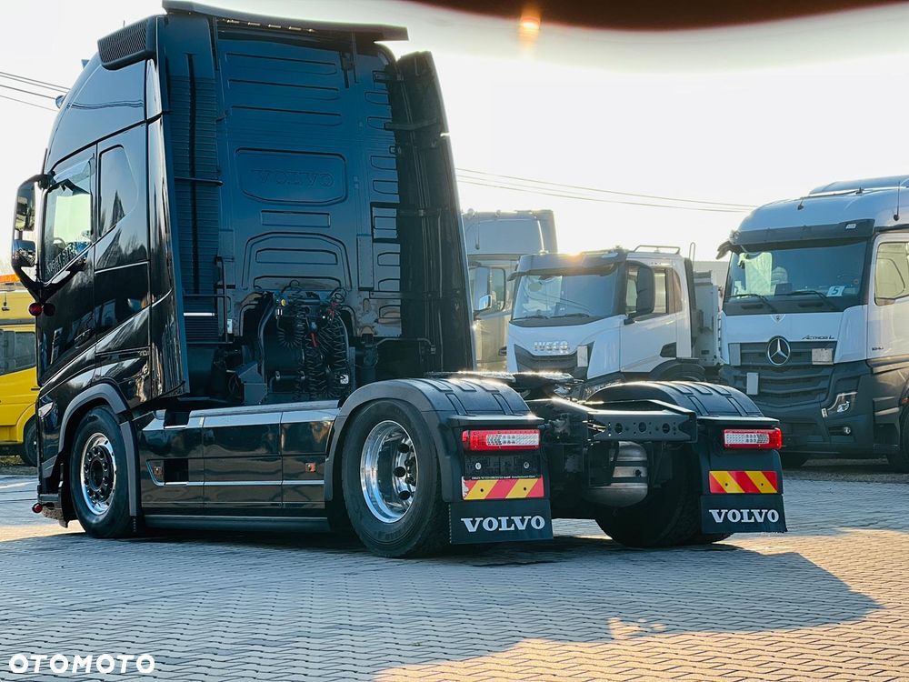 Volvo FH 500 / EURO 6 / RETARDER / 12/2022 / ACC / CAŁE NA PODUCHACH / KLIMA POSTOJOWA / NAVIGACJA / - 5