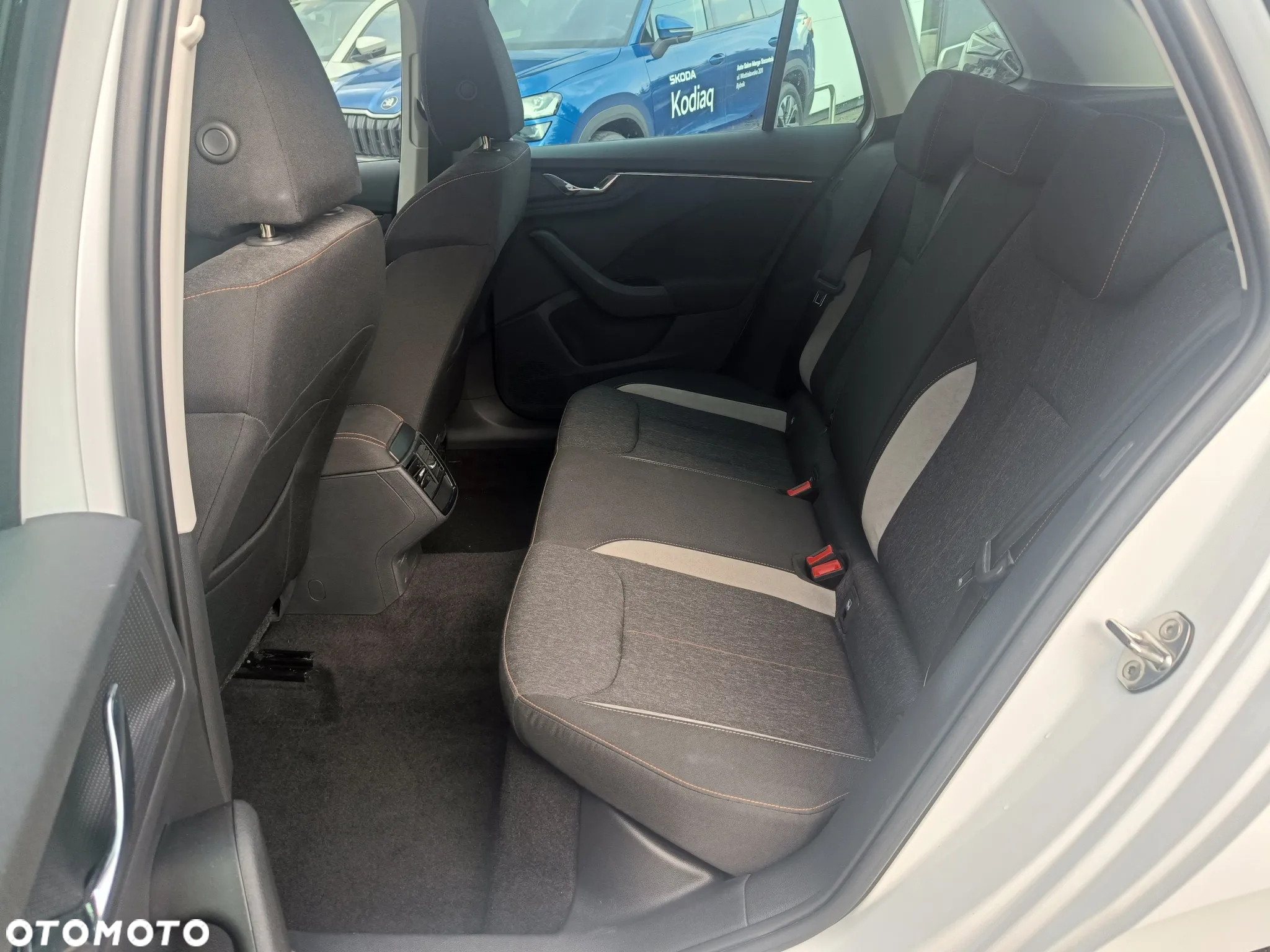 Skoda Kamiq 1.5 TSI Style DSG - 10