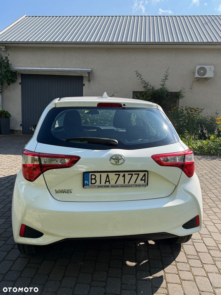 Toyota Yaris 1.5 Premium - 3