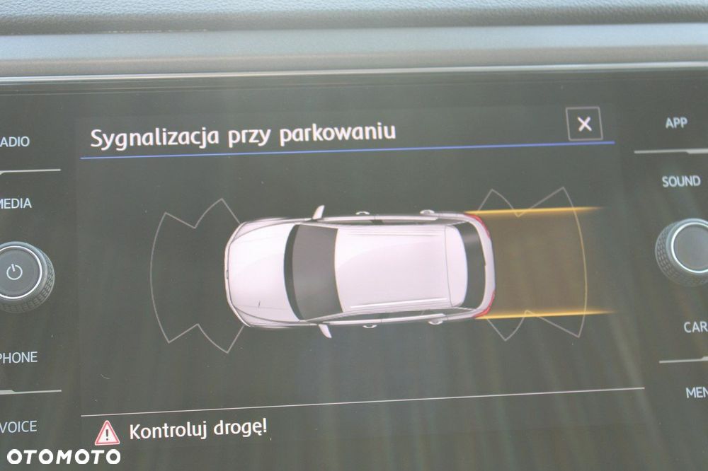 Volkswagen T-Roc - 28