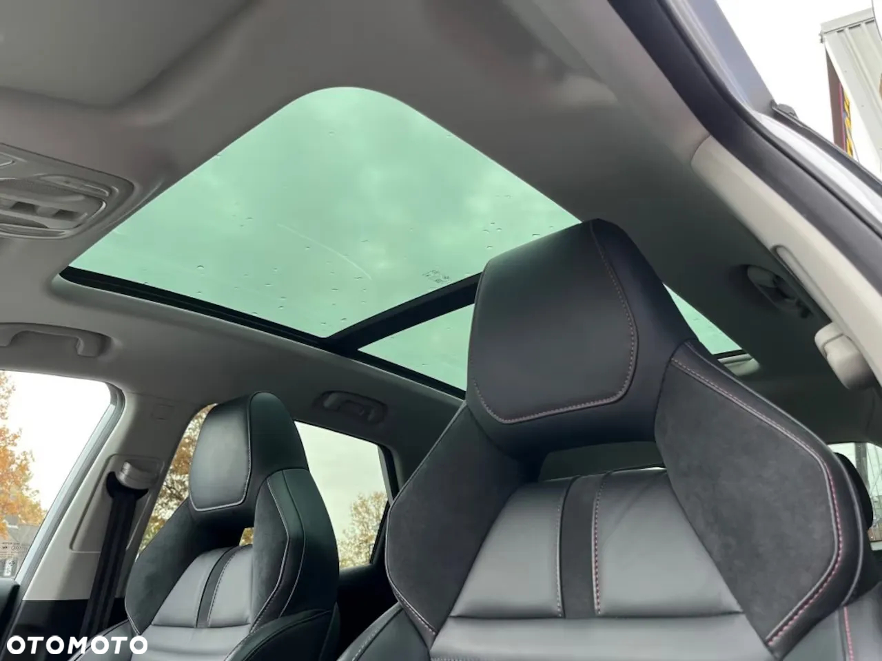 MG EHS PHEV Luxury - 16