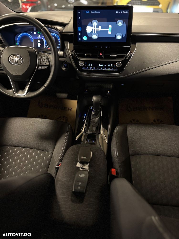 Toyota Corolla 1.8 HSD Dynamic - 12