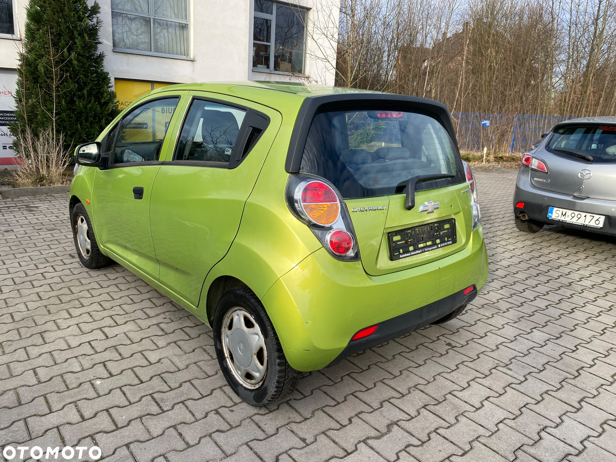 Chevrolet Spark 1.0 Base - 4