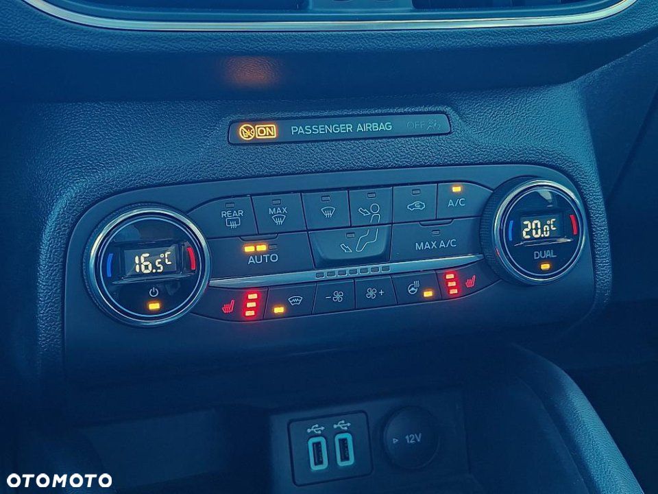 Ford Focus - 29