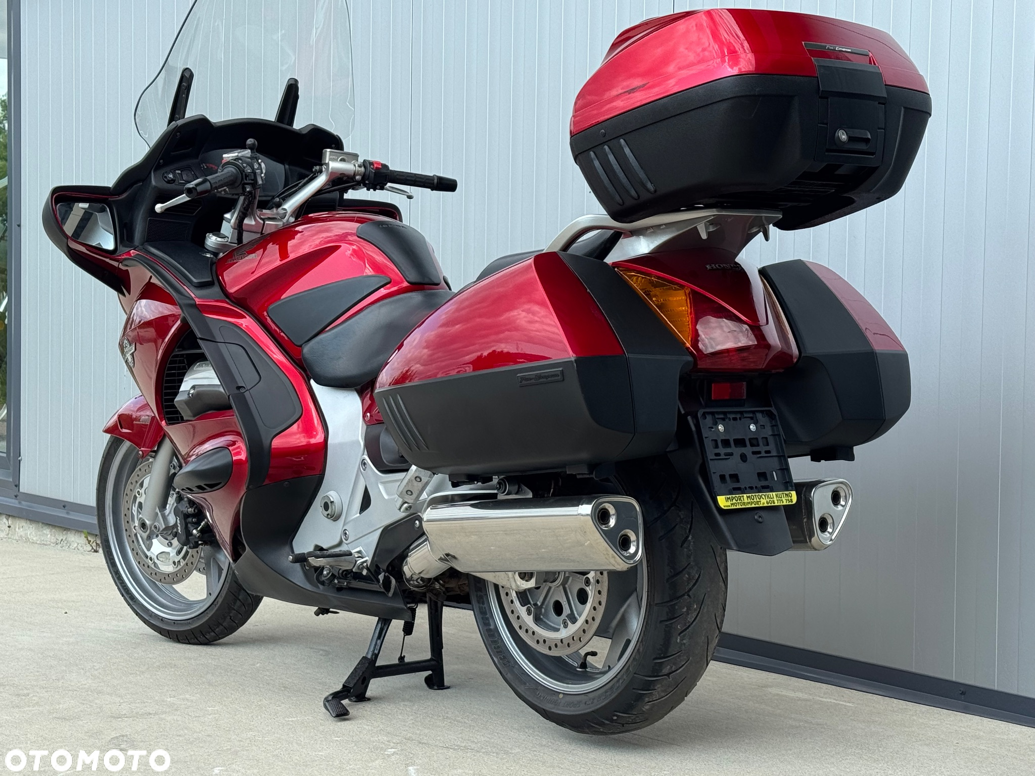 Honda ST - 25