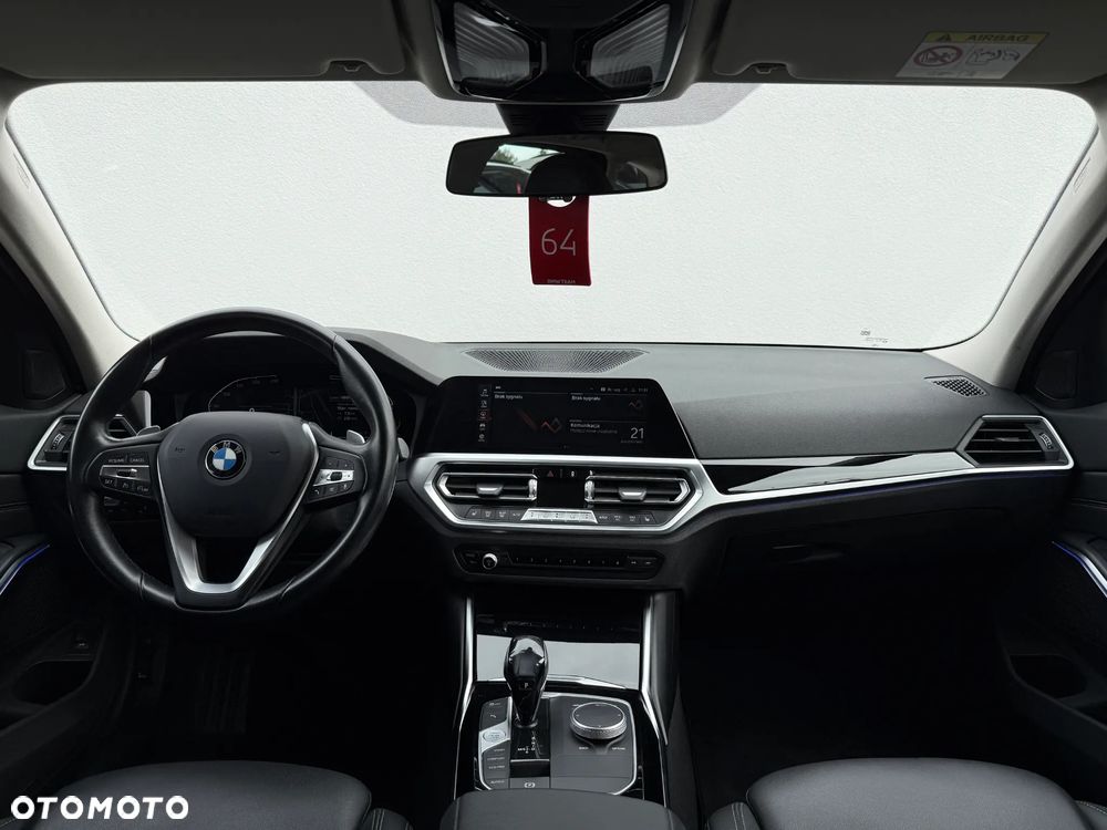 BMW Seria 3 320d - 17