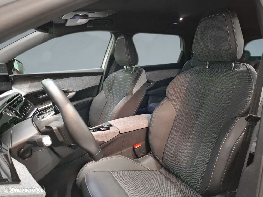 Peugeot 5008 1.2 Hybrid Allure e-DCS6 - 11