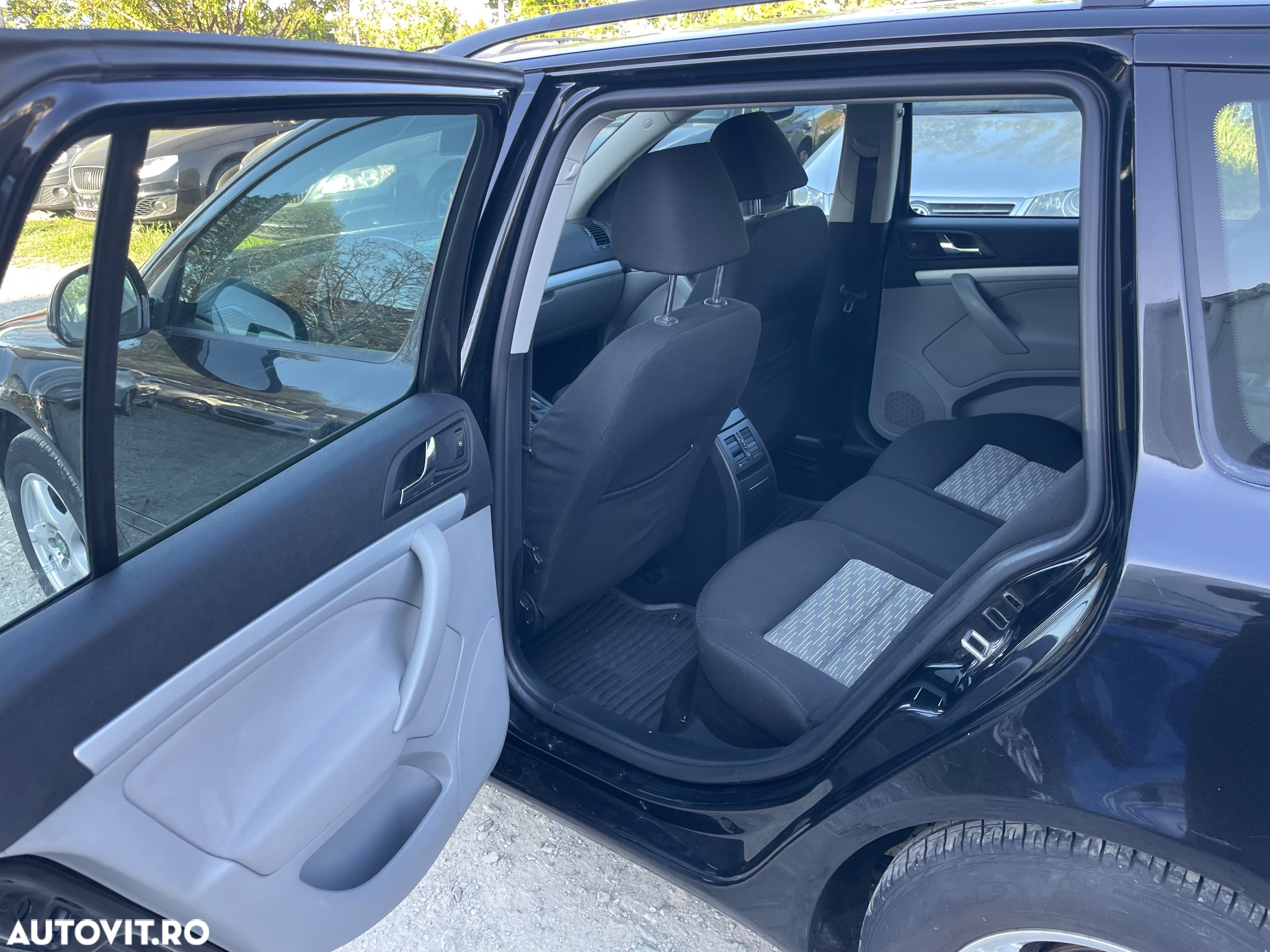 Skoda Octavia 1.4 TSI Ambiente DSG - 12