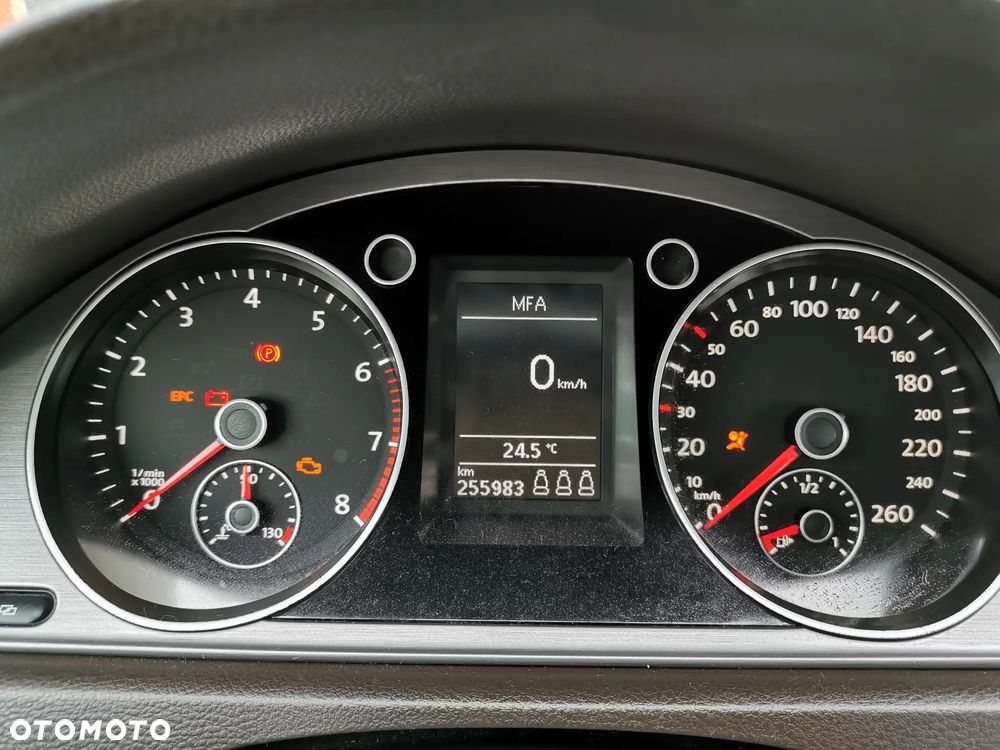 Volkswagen Passat 1.8 TSI Comfortline - 3