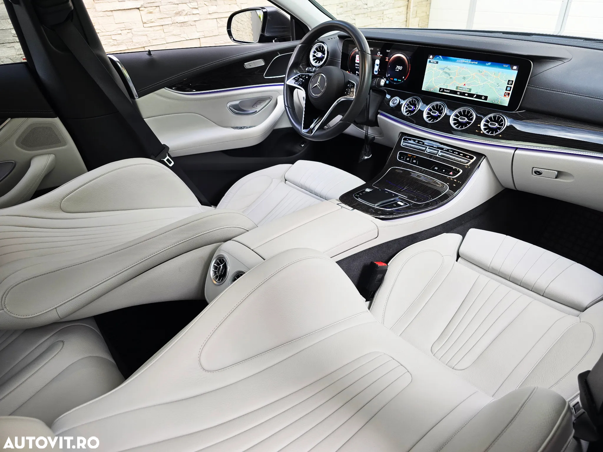 Mercedes-Benz CLS 300 d MHEV 4MATIC Aut - 23