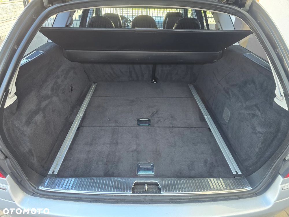 Mercedes-Benz Klasa E 320 CDI 7G-TRONIC Avantgarde DPF - 20