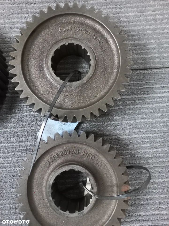 Massey Ferguson Koło Zębate Z-34 3383434,Z-46 3583906M,Z-41 3385852M1,Z-38 3385853M1,Z-31  3387172M2,Z-21 3713600M2 - 4