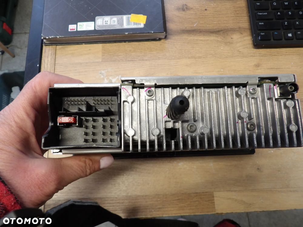 BMW - E80*,E90* - RADIO CD BUSINESS - 9177209 - 3