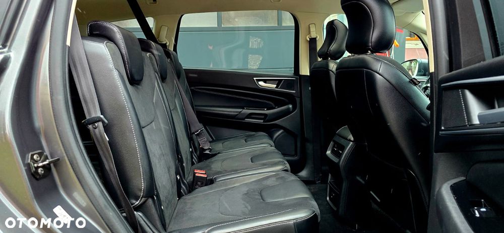 Ford S-Max - 21