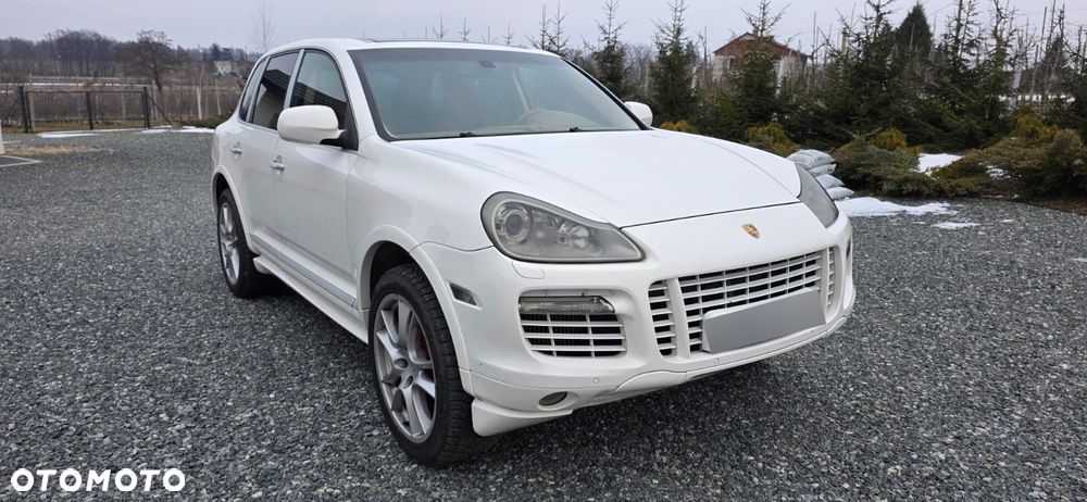 Porsche Cayenne - 6