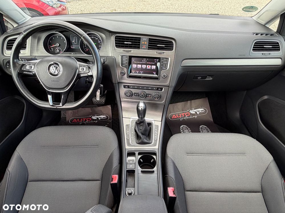 Volkswagen Golf 1.4 TSI BlueMotion Technology DSG Comfortline - 11