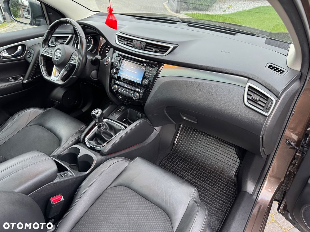 Nissan Qashqai 1.2 DIG-T TEKNA+ - 15