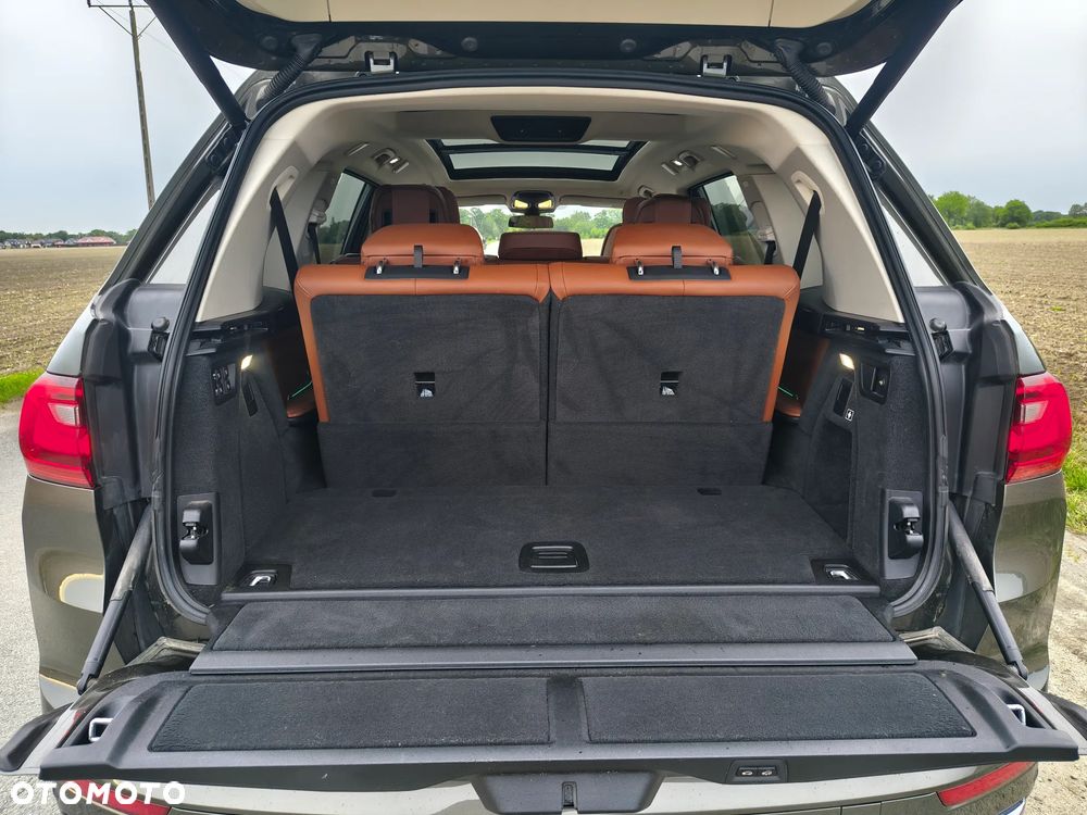BMW X7 xDrive40d mHEV - 14