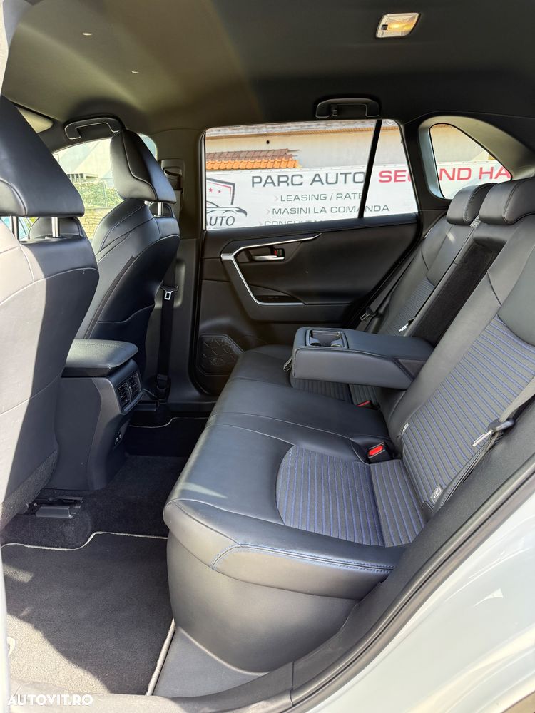 Toyota RAV4 2.5 VVT-iE 4x4 Dynamic - 11