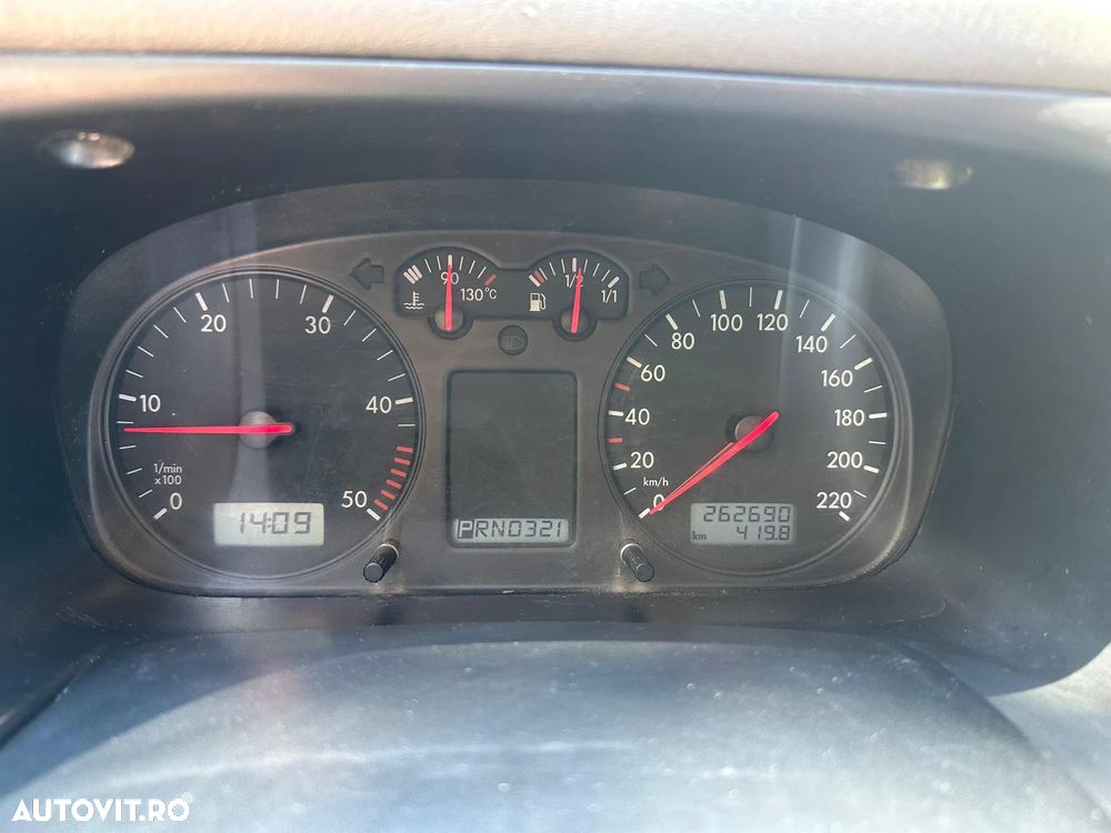 Volkswagen Transporter - 5