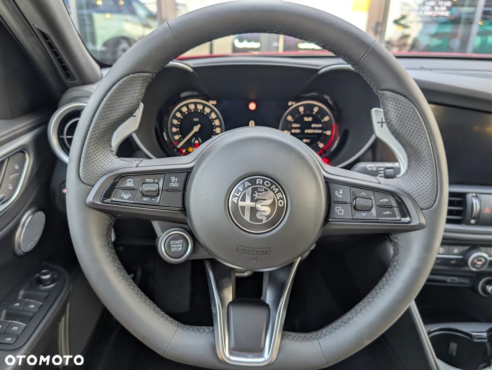 Alfa Romeo Giulia 2.0 Turbo Veloce - 11