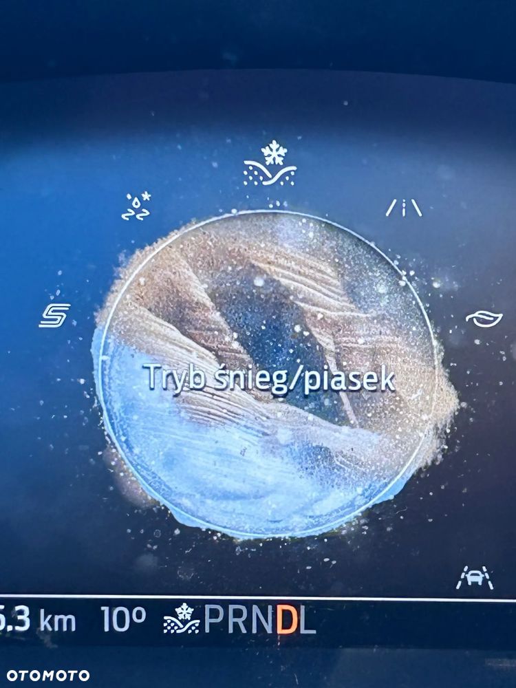 Ford Kuga 2.5 FHEV AWD Titanium - 30